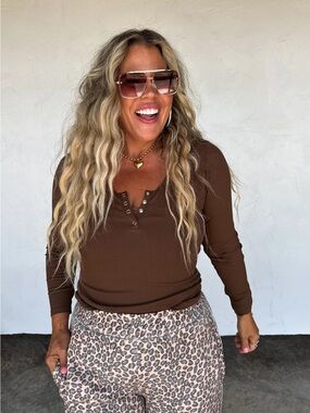 Women’s Long Sleeve Henley Top in Brown with Thumbholes